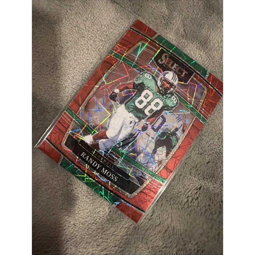 2022 Panini Select Draft Picks - Concourse Randy Moss #68 Red Lazer Prizm